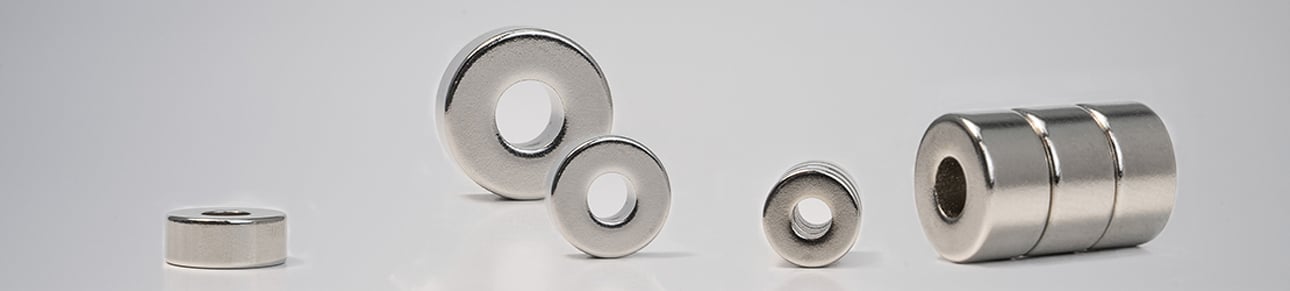 Snapklik.com : Grade 8 Ceramic Ring Donut Magnet For Crafts,OD 60 Mm X ID  32mm X 15 mm,Ferrite Ring Magnet