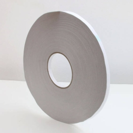 Doppelseitiges Papiervlies-Klebeband, stark/stark 12 mm | 250 m