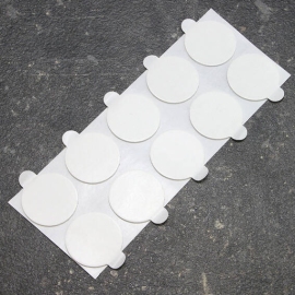 Doppelseitige Reinacrylat-Klebepunkte, 1 mm dick, stark/stark 30 mm | zu 100 Stück im Druckverschlussbeutel