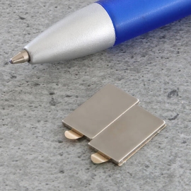 Quadermagnete aus Neodym, selbstklebend, vernickelt 15 x 8 mm | 1 mm