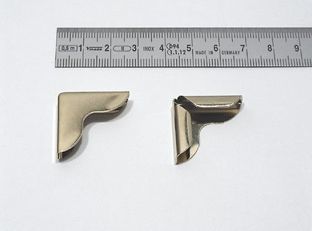 Buchecken Metall vermessingt | PM 25 - 25 x 25 mm