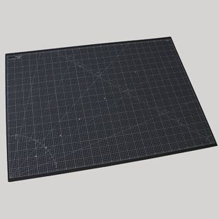 Konfigurator // Schneidematte auf Wunschmaß zugeschnitten , Ausgangsformat 120 x 90 cm  | schwarz 