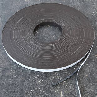 Magnetband selbstklebend 10 mm | Standardkleber  | 1.5 mm | 30 m
