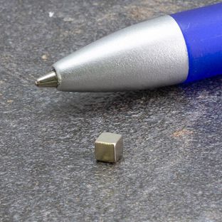 Würfelmagnete aus Neodym, vernickelt 3 x 3 x 3 mm 