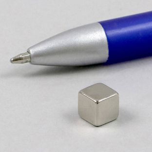 Würfelmagnete aus Neodym, vernickelt 7 x 7 x 7 mm 