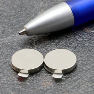 Scheibenmagnete aus Neodym, selbstklebend, 12 mm x 2 mm, N35 
