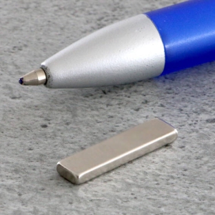 Quadermagnete aus Neodym, vernickelt 20 x 5 mm | 2 mm