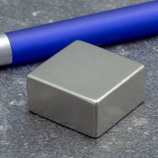 Quadermagnete aus Neodym, vernickelt 25,4 x 25,4 mm | 12.7 mm