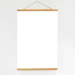 Posterleisten aus Holz, mit Aufhängeschnur und Magnetbefestigung 850 mm | Kiefer