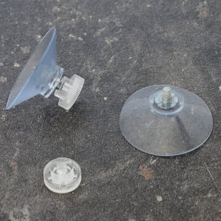Saugnäpfe mit Rändelmutter 40 mm | M4, 6 mm lang | Rändelmutter aus transparentem Kunststoff