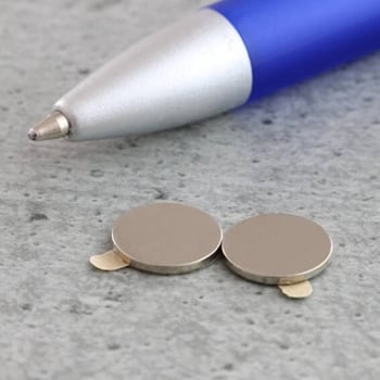 Scheibenmagnete aus Neodym, selbstklebend, 10 mm x 1 mm, N35 