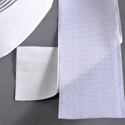 Hakenband selbstklebend auf Rolle mit 25 m 50 mm | weiß