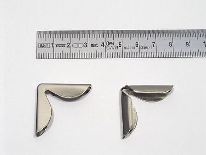 Buchecken Metall PH 30 - 30 x 30 mm  | vernickelt 