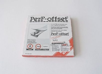 PerF-offset, Schneidlinien für den Offsetdruck, je 1,83 m für Papier