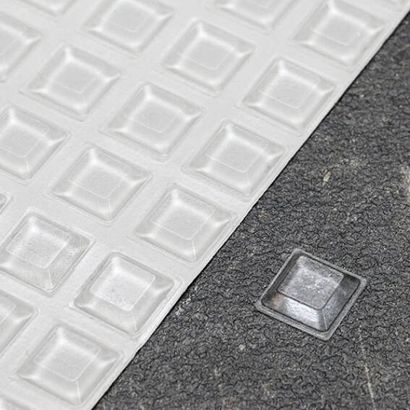 Elastikpuffer, 12,7 x 12,7 mm, Trapez, selbstklebend (242 Stück) 