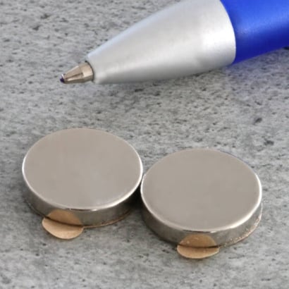 Scheibenmagnete aus Neodym, selbstklebend, 15 mm x 2,5 mm, N35 