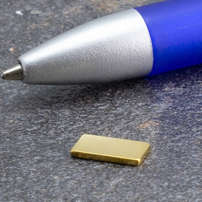 Quadermagnete aus Neodym, vergoldet 10 x 5 mm | 1 mm