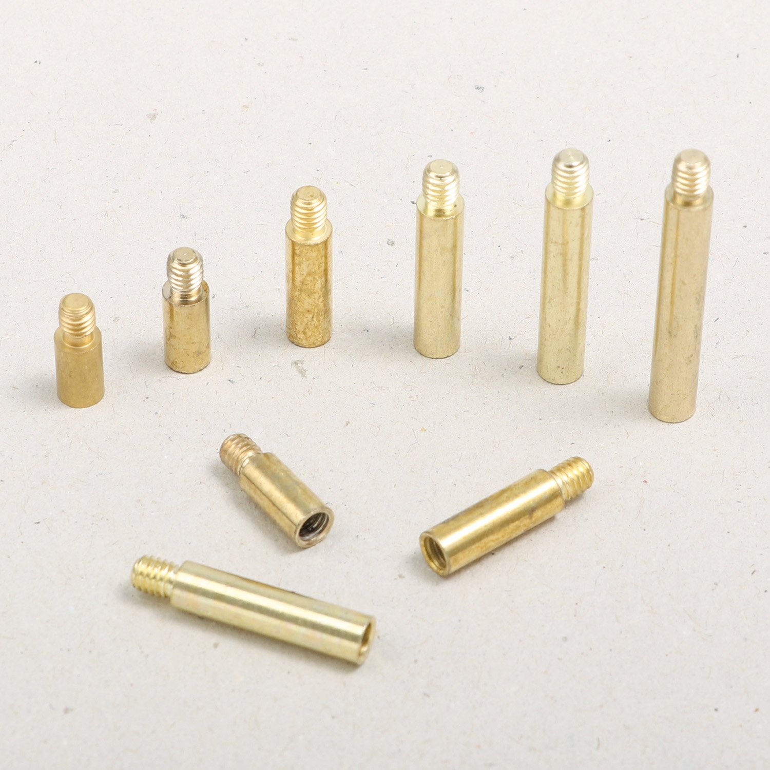 100 Buchschraubenverlängerungen für M4-Buchschrauben 10 mm | vermessingt, Metall, silber