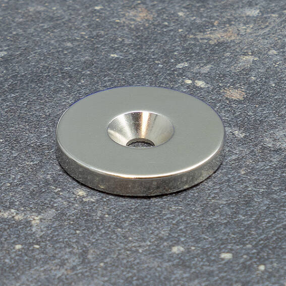10 Scheibenmagnete, Neodym, 27 mm x 4 mm, Bohrung und Senkung (4,5/9,5 mm), N35, vernickelt, Haftkraft 8 kg, silber