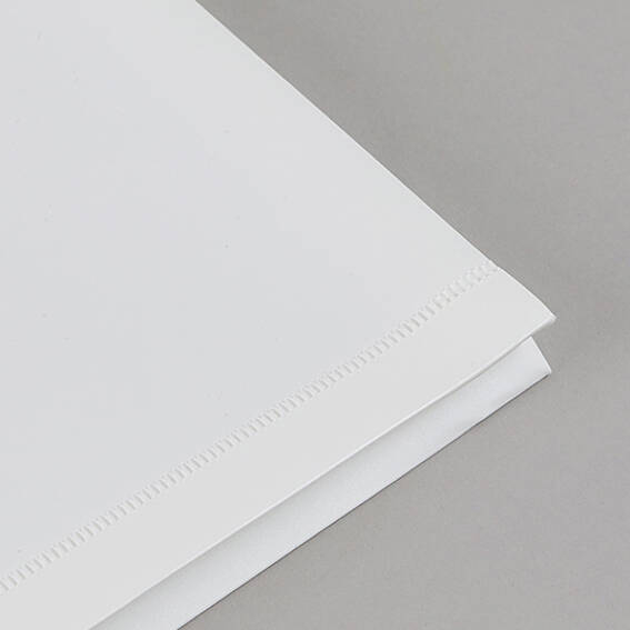 Dokumententasche A4, mit Klettverschluss und Dehnfalte bis 400 Blatt,  PP-Folie, weiß